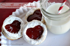 Sweetheart+Cookies+from+herecomesthesunblog.net_
