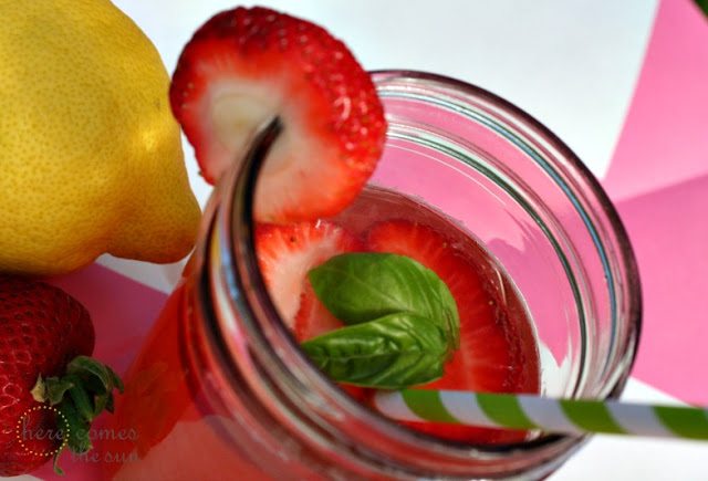 Here Comes the Sun: Strawberry Basil Lemonade