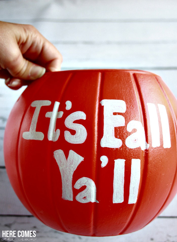 Create a DIY pumpkin vase for beautiful fall decor. Easy tutorial!