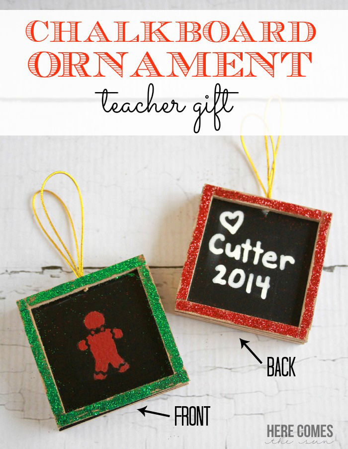 This chalkboard ornament teacher gift is so adorable! #handmadeholiday14