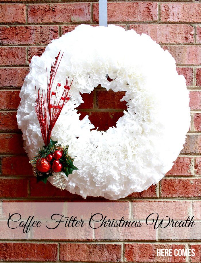 This Coffee Filter Christmas Wreath is such a beautiful decoration! So simple and elegant.
