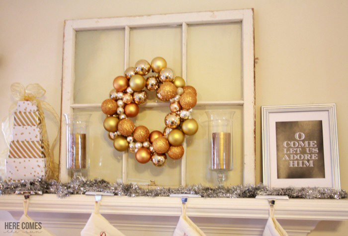 Easy ideas to decorate your home with metallics this holiday!decorate-with-metallics-1