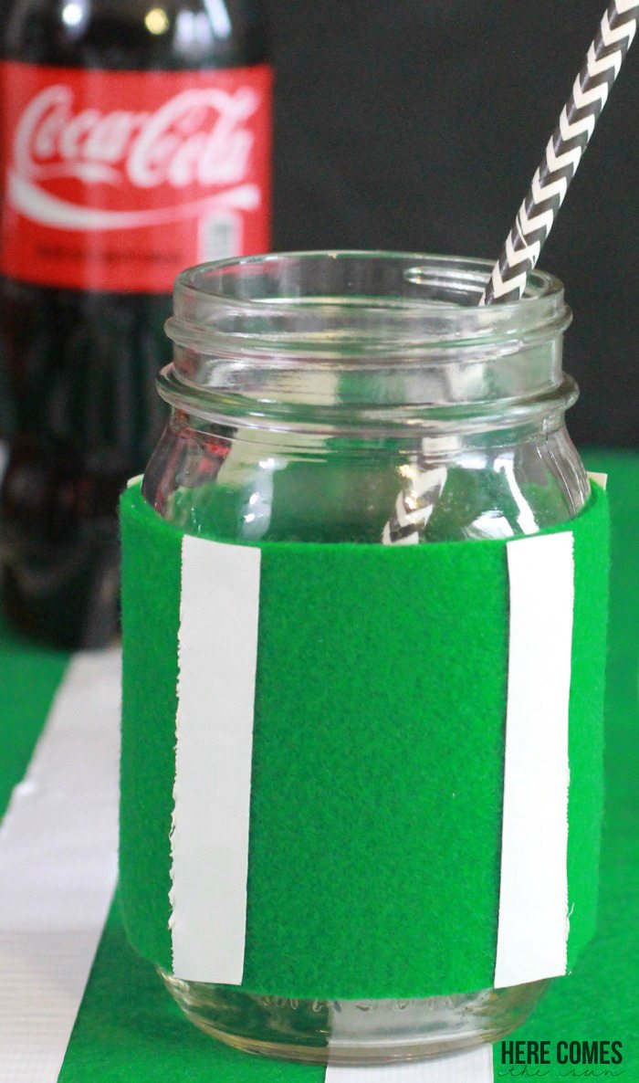 Make this delicious Coca Cola Football Float for the Big Game! #PrepareToParty #ad