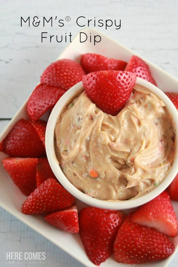 Delicious fruit dip recipe with only 4 ingredients!  #CrispyIsBack #ad