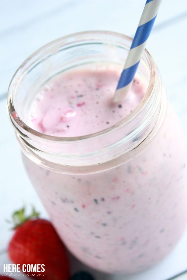 This mixed berry smoothie contains only 4 ingredients and takes less than 5 minutes to make!