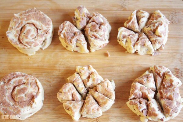 Cinnamon Roll French Toast Bake - easy to make for breakfast and the perfect meal for Christmas morning! Sponsored by General Mills