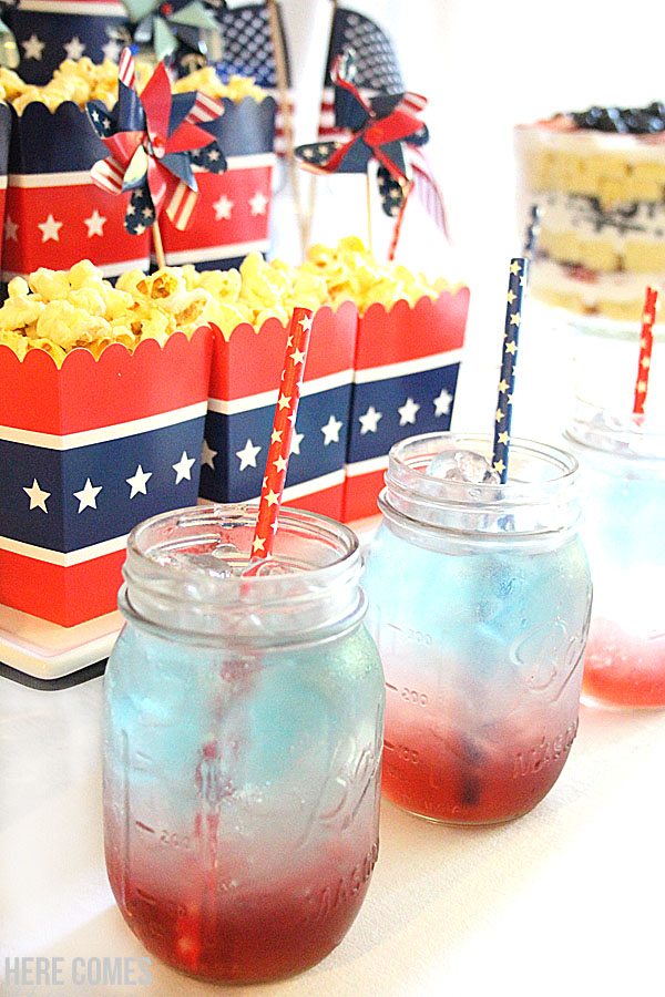 These July 4th party ideas are so easy and fun! I can't wait to host my holiday party.