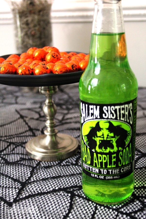 Use these easy and fun Halloween party ideas to put together an amazing celebration.
