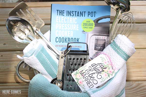 Kitchen themed gift basket!  Kitchen gift baskets, Bridal shower